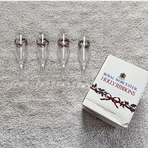 Vintage Royal Worcester Champagne Flute Holly Ribbon Set of 4